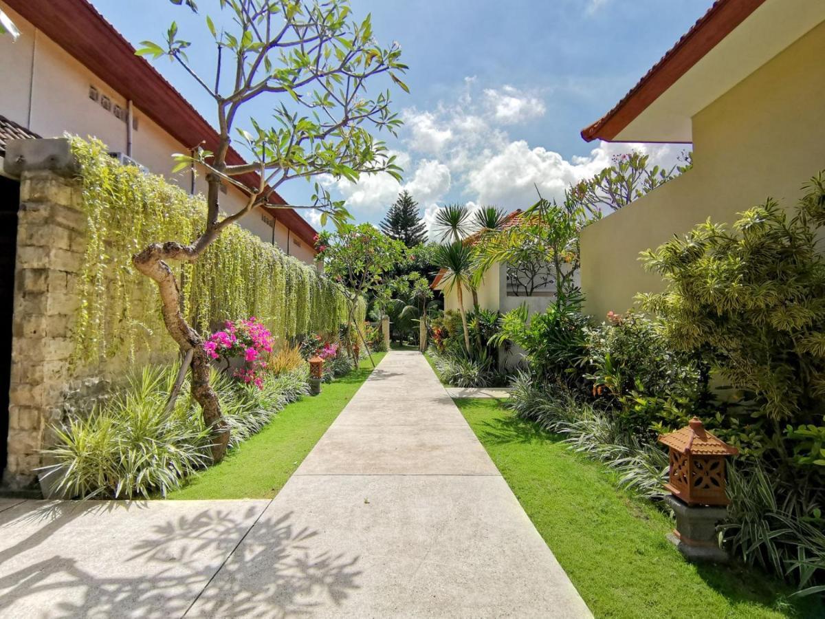 Kuta Puri Bungalows, Villas And Resort المظهر الخارجي الصورة