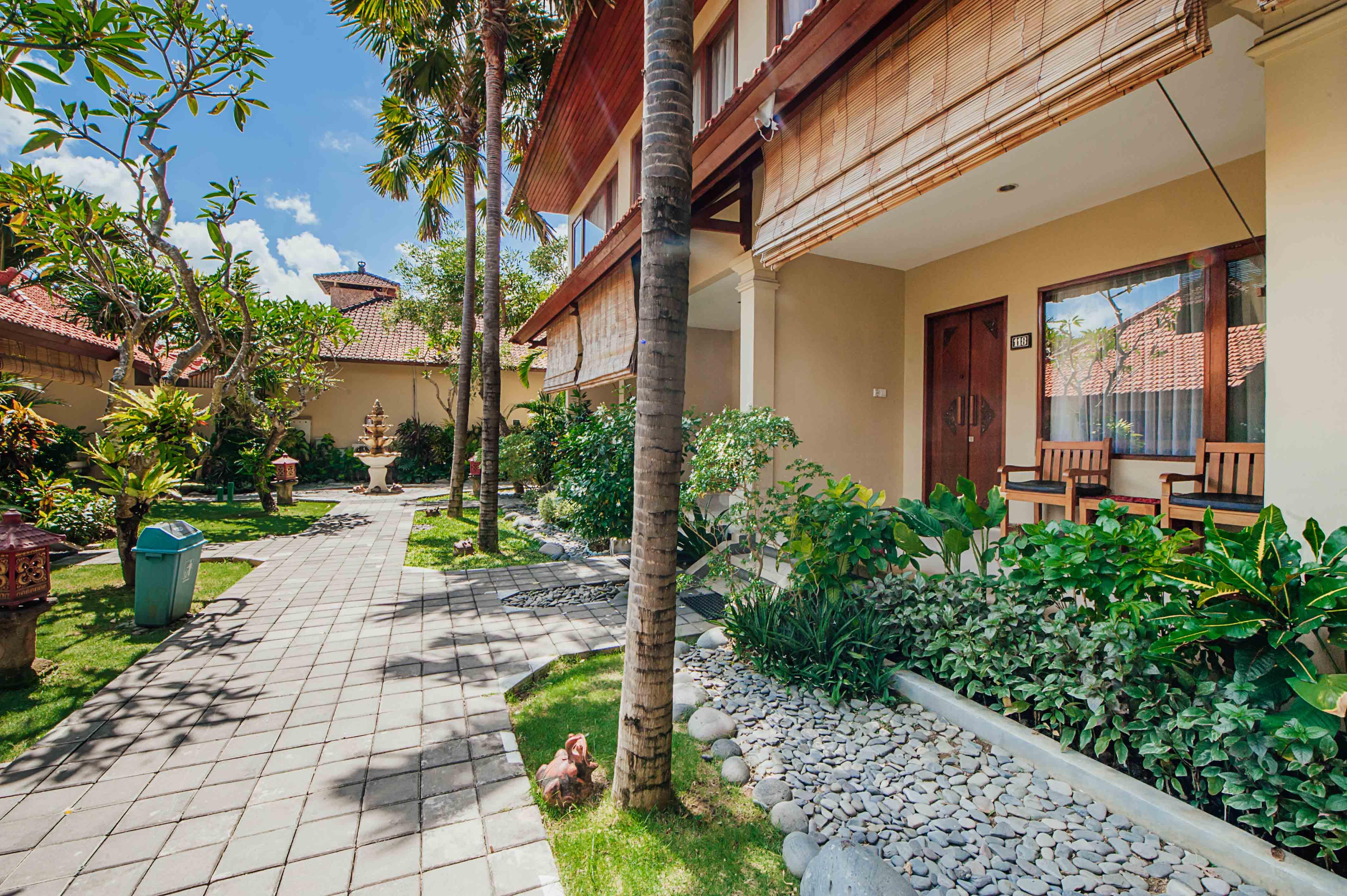 Kuta Puri Bungalows, Villas And Resort المظهر الخارجي الصورة