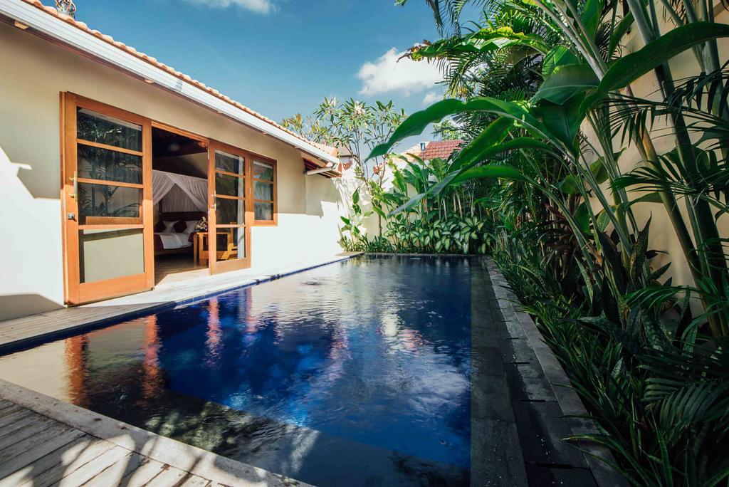 Kuta Puri Bungalows, Villas And Resort المظهر الخارجي الصورة